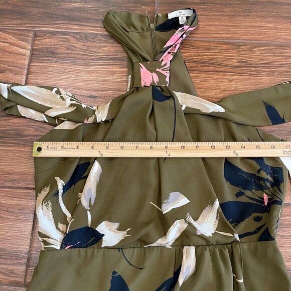H by Halston Draped Halter Dress in Olive Floral 10‎ - Picture 4 of 9